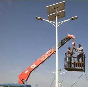 太陽能路燈安裝